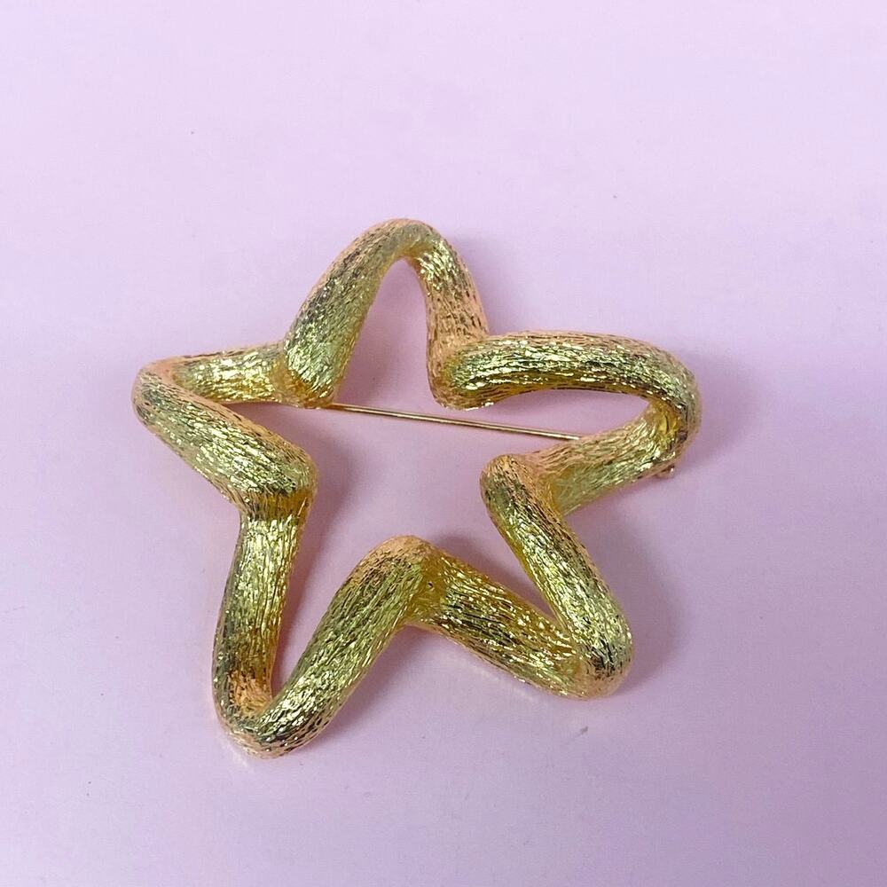 Saint John's Golden Star Brooch | Vintage 1985